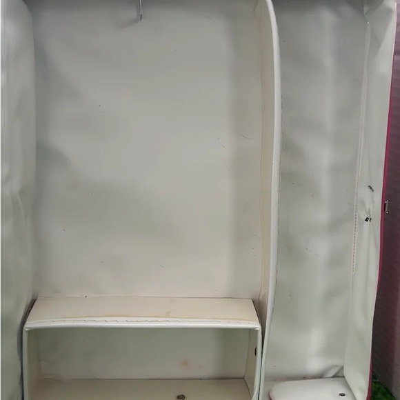 Vintage 1968 pink Barbie case, retro Barbie accessories - Picture 2 of 10